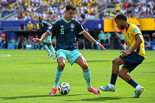 EAST RUTHERFORD, UNITED STATES - June 25: Aleksandar Pavlović #5 of Germany is in action against Pedro Vite #15 of Ecuador during the FIFA World Cup 2026 Group E match between Ecuador  and  Germany on June 25, 2026 MetLife Stadium, East Rutherford, New Jersey