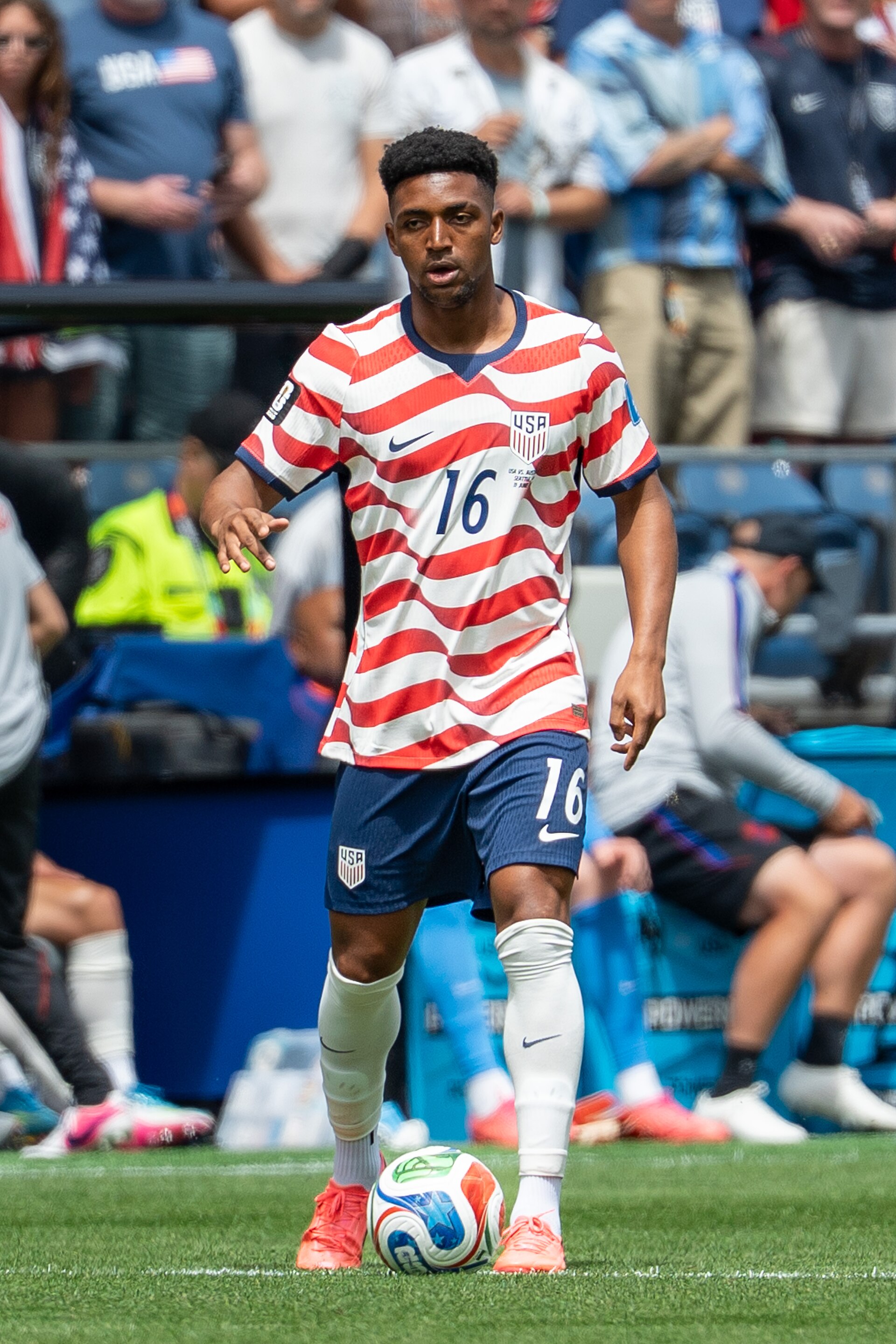 Alex Freeman during United States v Australia on 19 June 2026 at the 2026 FIFA World Cup
