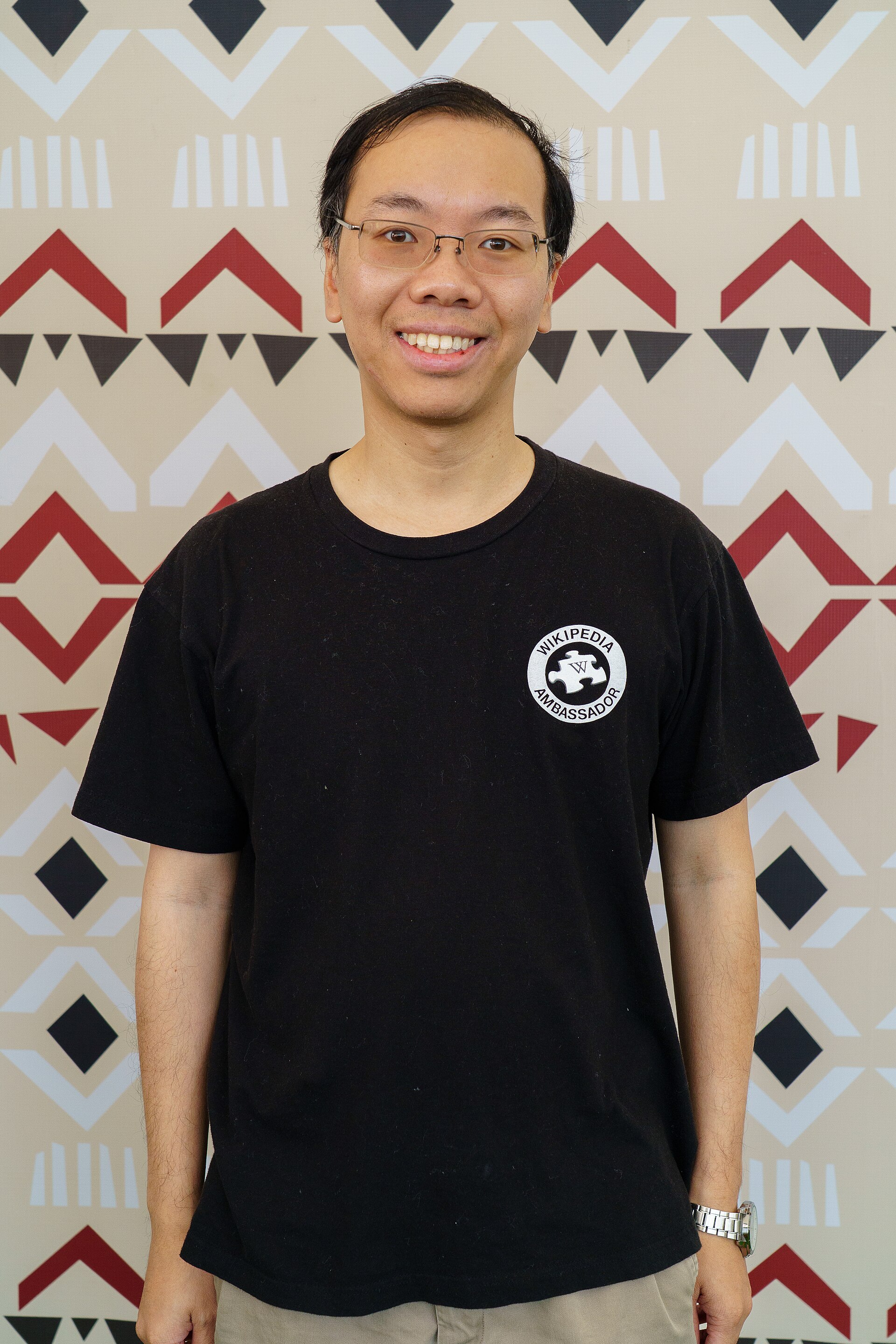 Andrew Leung portrait at Wikimania 2025 WikiPortraits Studio