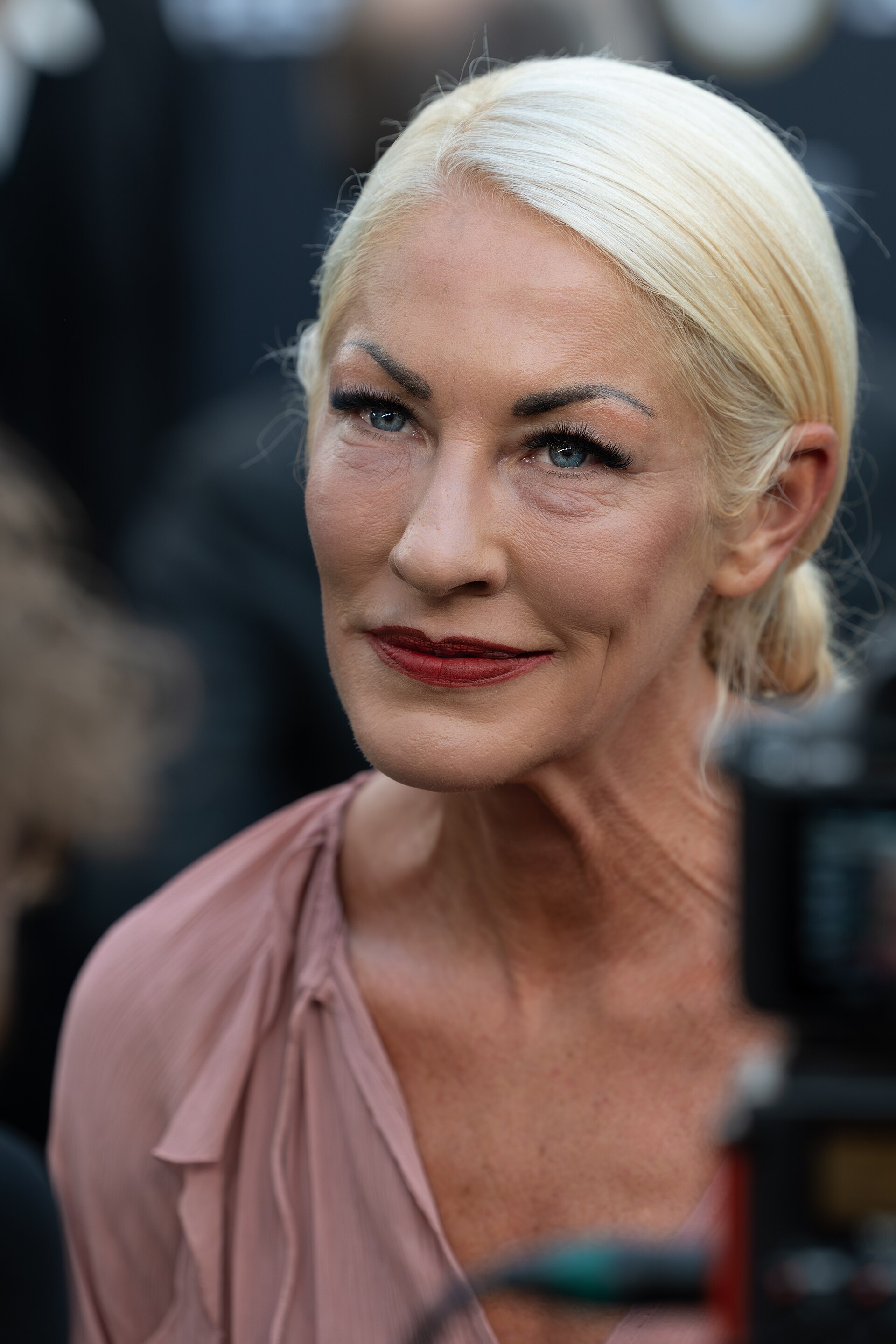 Anne Walser on the Green Carpet at the 2025 Zurich Film Festival.