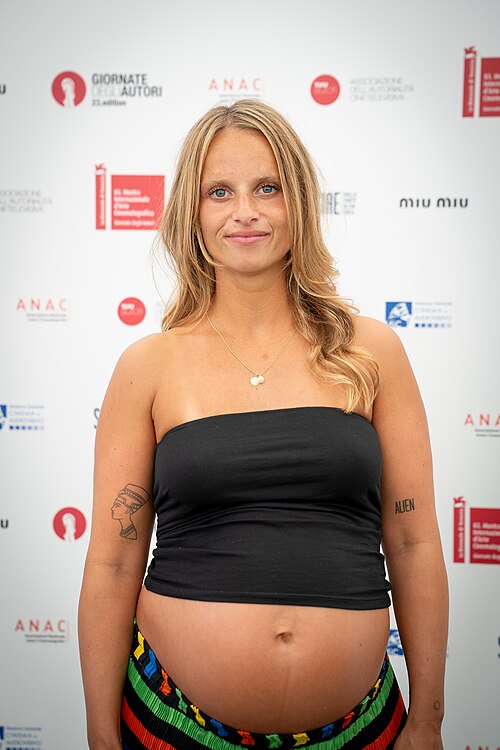 Ashgan El-Hamus at the premiere for Al Baraneya at Venice Film Festival 2026.