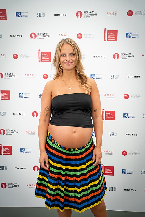 Ashgan El-Hamus at the premiere for Al Baraneya at Venice Film Festival 2026.