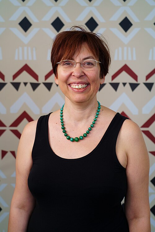 Başak Tosun portrait at Wikimania 2025 WikiPortraits Studio
