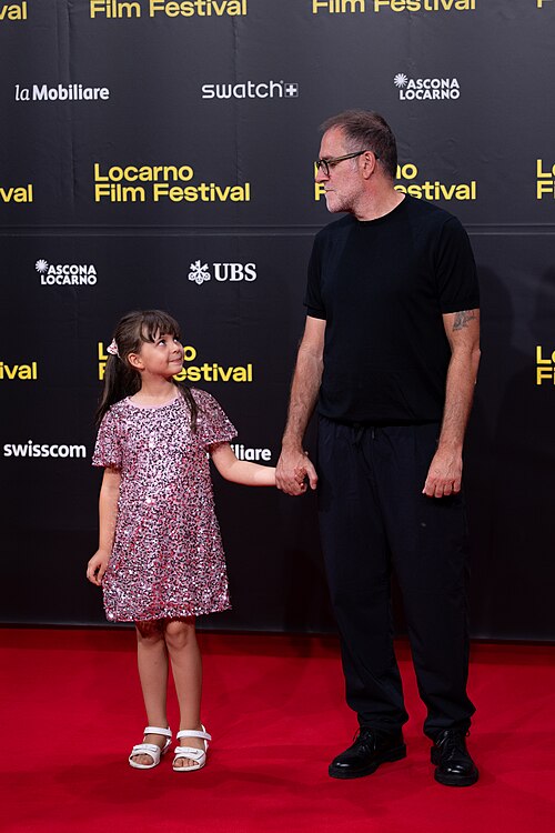 Aurora Cherchi and Valerio Mastandrea on the red carpet at the 79th Locarno Film Festival