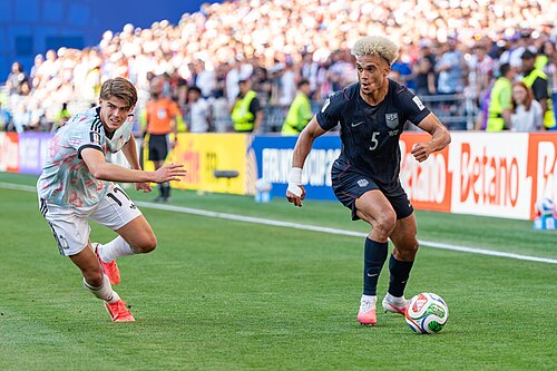 Charles De Ketelaere Antonee Robinson during Belgium v United States at the 2026 FIFA World Cup