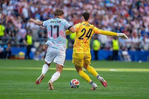 Charles De Ketelaere Matt Freese during Belgium v United States at the 2026 FIFA World Cup