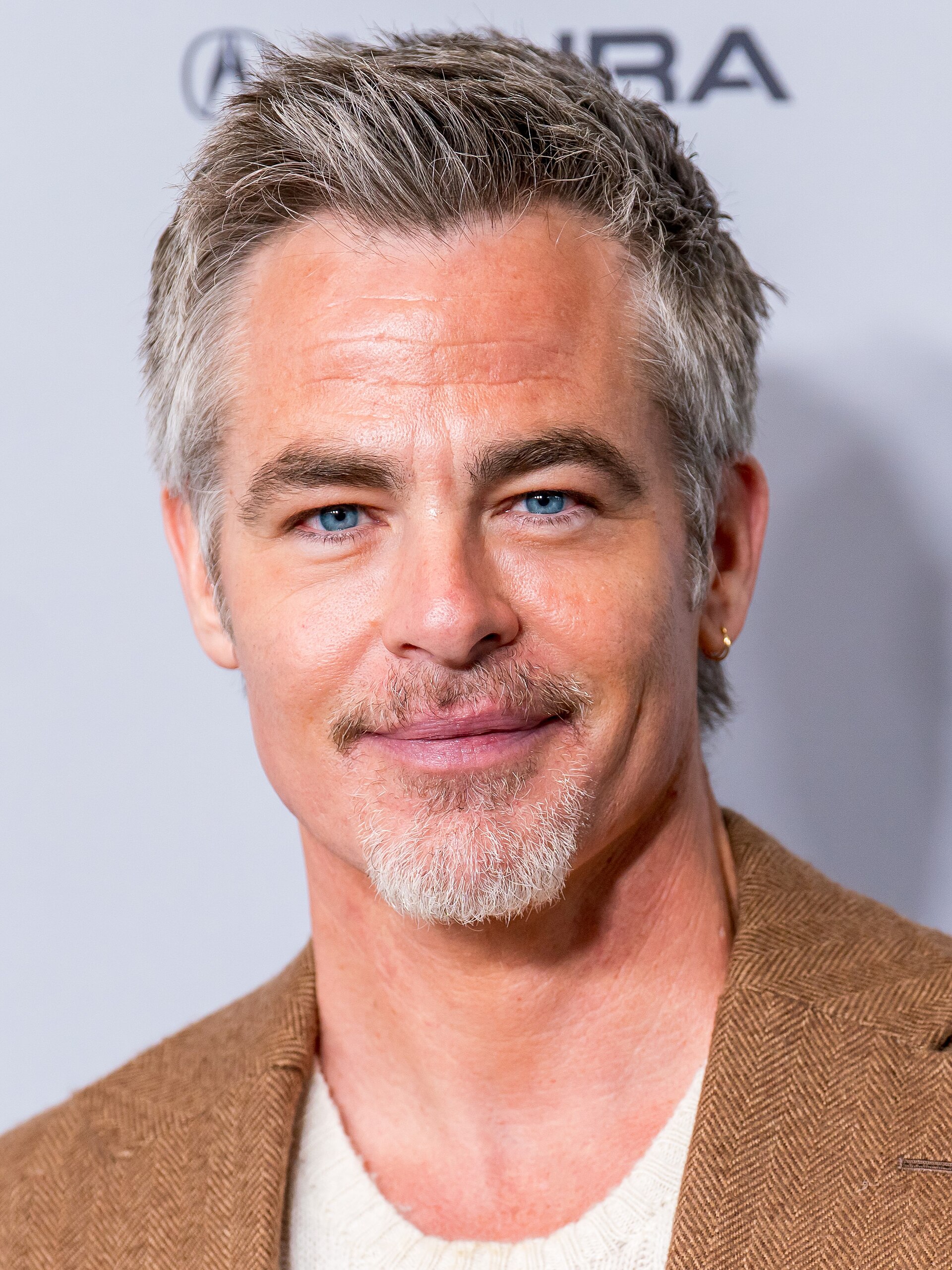 A cropped version of File:Chris Pine.jpg