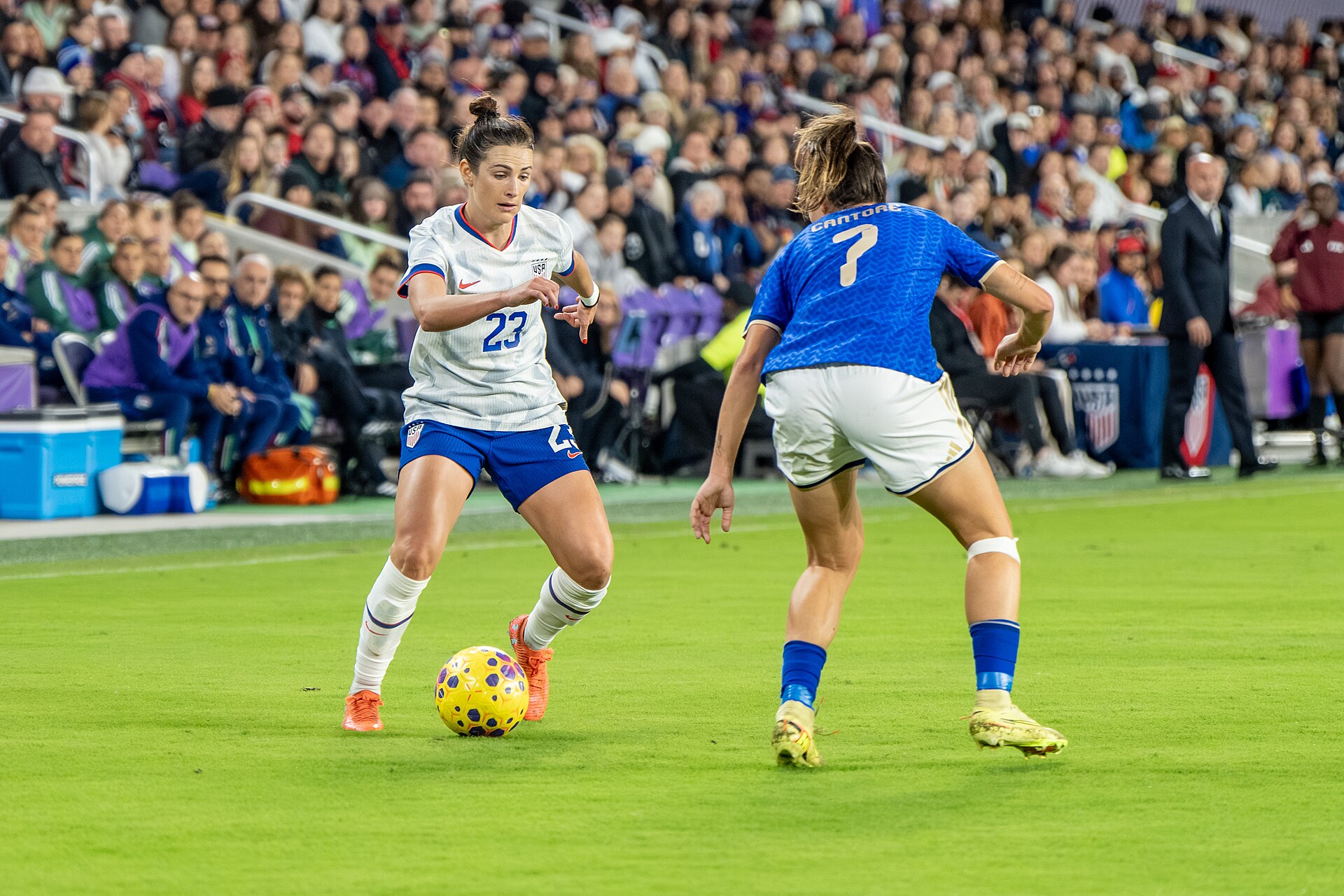 Emily Fox during United States Women's Soccer Team vs Italy Women's National Football Team on November 28 2025