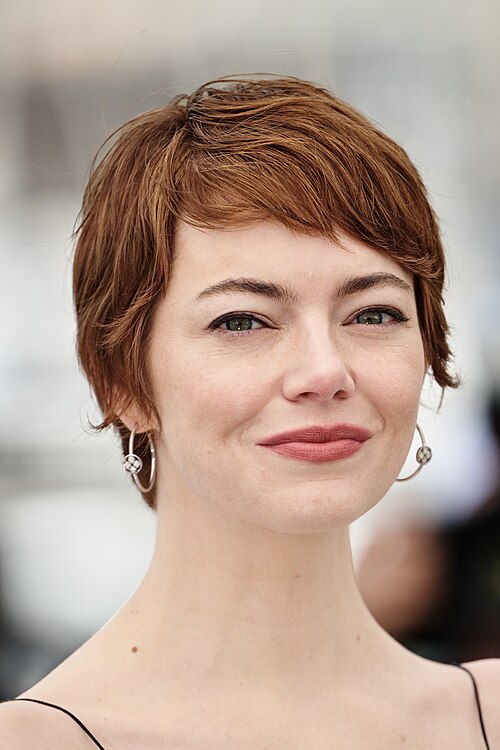 Emma Stone during a photocall for the film "Eddington" at the 2025 Cannes Film Festival