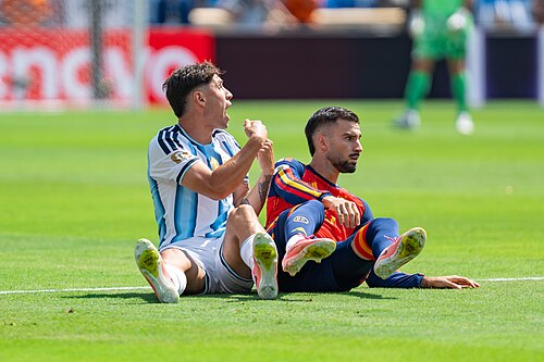 Gonzalo Montiel Alex Baena during Argentina vs Spain at the 2026 FIFA World Cup Final