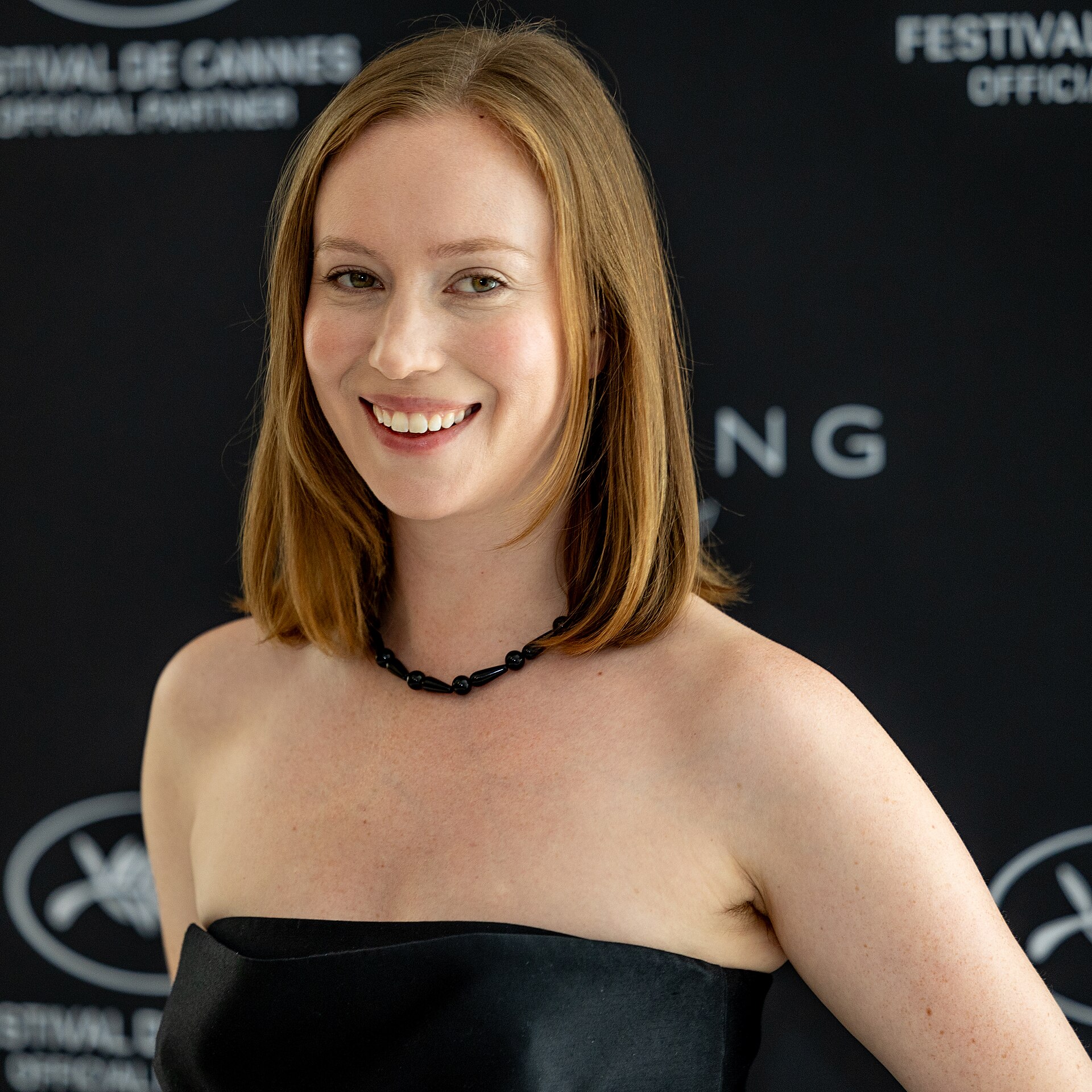Hannah Einbinder at a photo call for Kering Women in Motion at the 2026 Cannes Film Festival