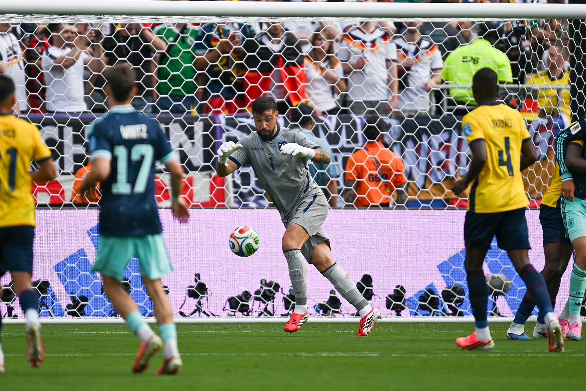 EAST RUTHERFORD, UNITED STATES - June 25: Goalkeeper Hernan Galindez #1 of Ecuador in action during the FIFA World Cup 2026 Group E match between Ecuador  and  Germany on June 25, 2026 MetLife Stadium, East Rutherford, New Jersey