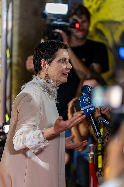 Isabella Rossellini on the Red Carpet at the 2026.Locarno Film Festival