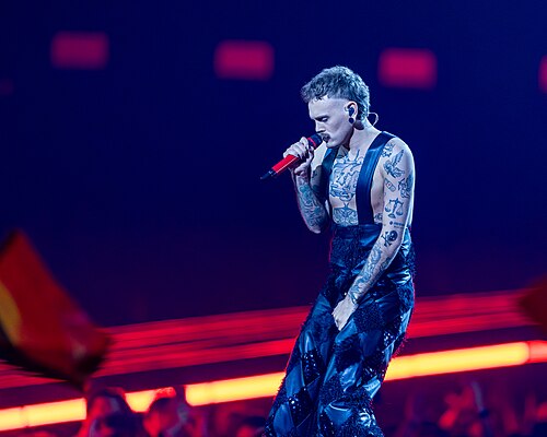 JONAS LOVV performing  YA YA YA, representing Norway in the 2nd Semi Final of the 2026 Eurovision Song Contest in Vienna