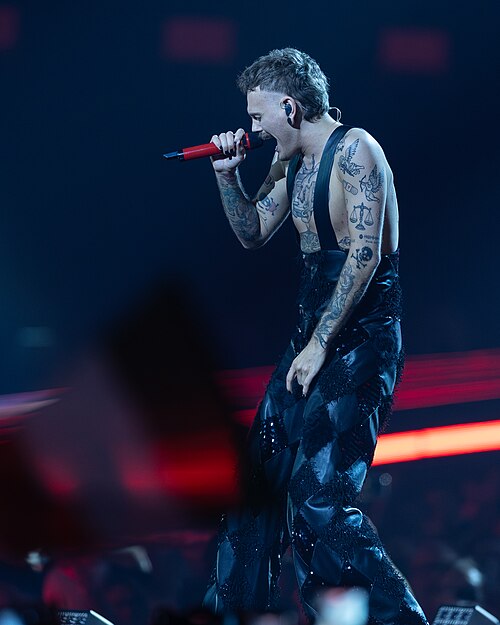 JONAS LOVV performing  YA YA YA, representing Norway in the 2nd Semi Final of the 2026 Eurovision Song Contest in Vienna