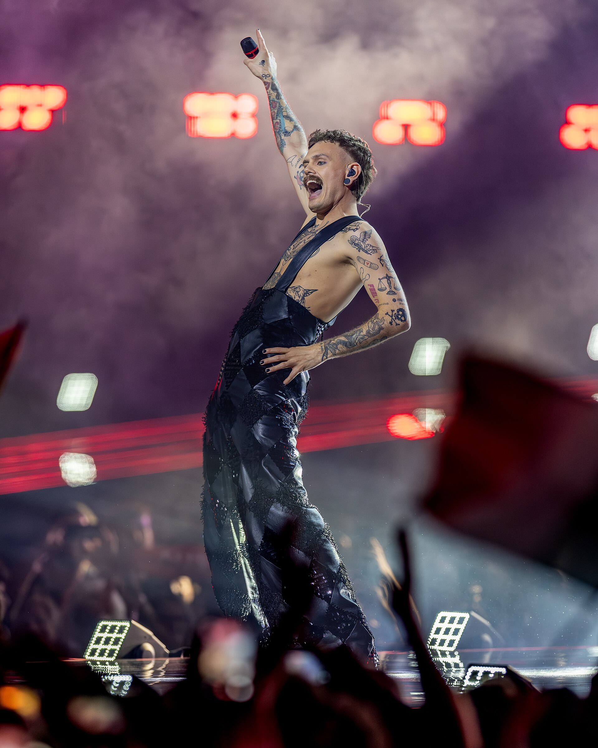 JONAS LOVV performing  YA YA YA, representing Norway in the 2nd Semi Final of the 2026 Eurovision Song Contest in Vienna