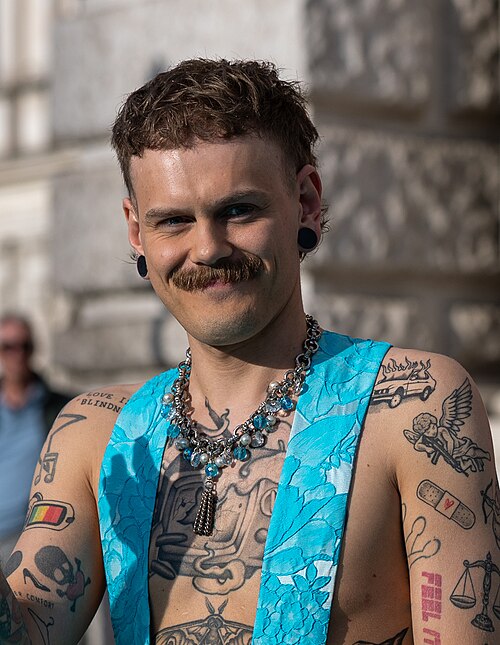 JONAS LOVV representing Norway on the Turquoise Carpet at the 2026 Eurovision Song Contest in Vienna