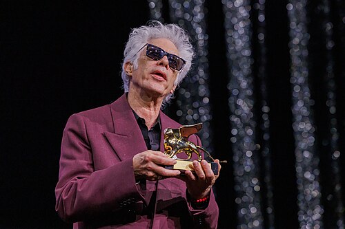 Jim Jarmusch, winner of the 2025 Venice Film Festival Golden Lion for "Father Mother Sister Brother"