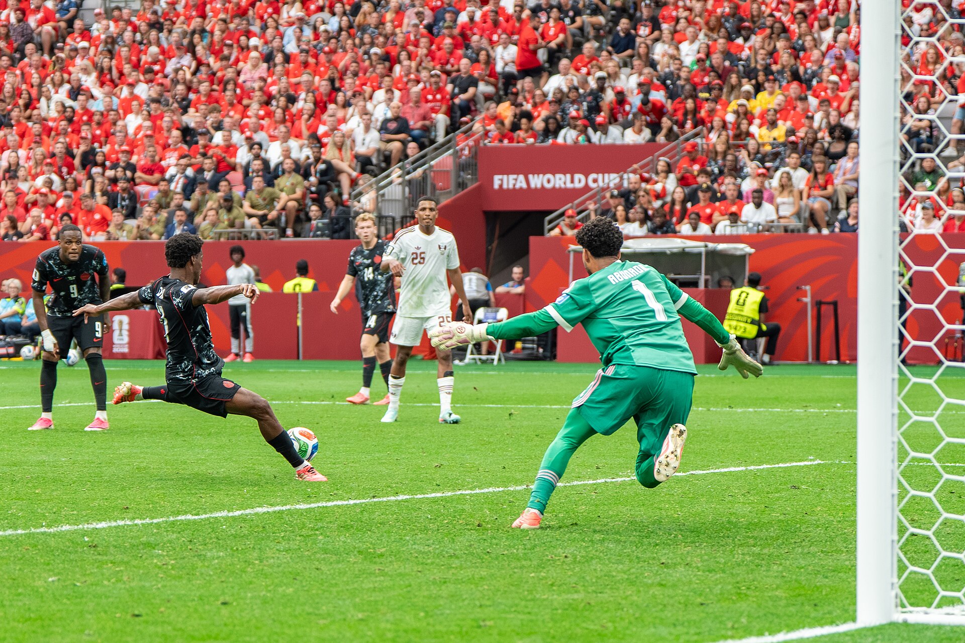 Jonathan David Mahmud Abunada during Canada v Qatar on 18 June 2026 at the 2026 FIFA World Cup