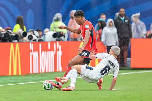 Jude Bellingham Cristian Martinez during England v Panama on 27 June 2026 at the 2026 FIFA World Cup