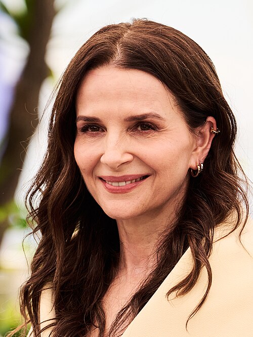 Juliette Binoche during a photocall at the 2025 Cannes Film Festival. They are part of the jury for the 2025 festival.
