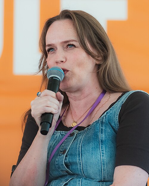 Kasie West at the Los Angeles Times Festival of Books 2026