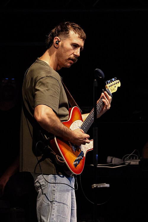 Konstant de la Porté performing with Will Linley at Kirstenbosch in 2026