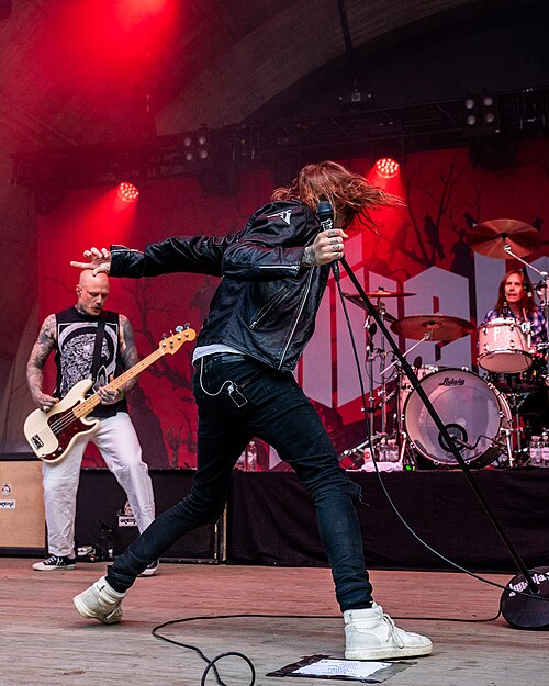 Kvelertak på Ravnedalen Live festival i Kristiansand, 2024.
Foto: Birgit Fostervold @knipselyst

CC: BY-SA 2.0