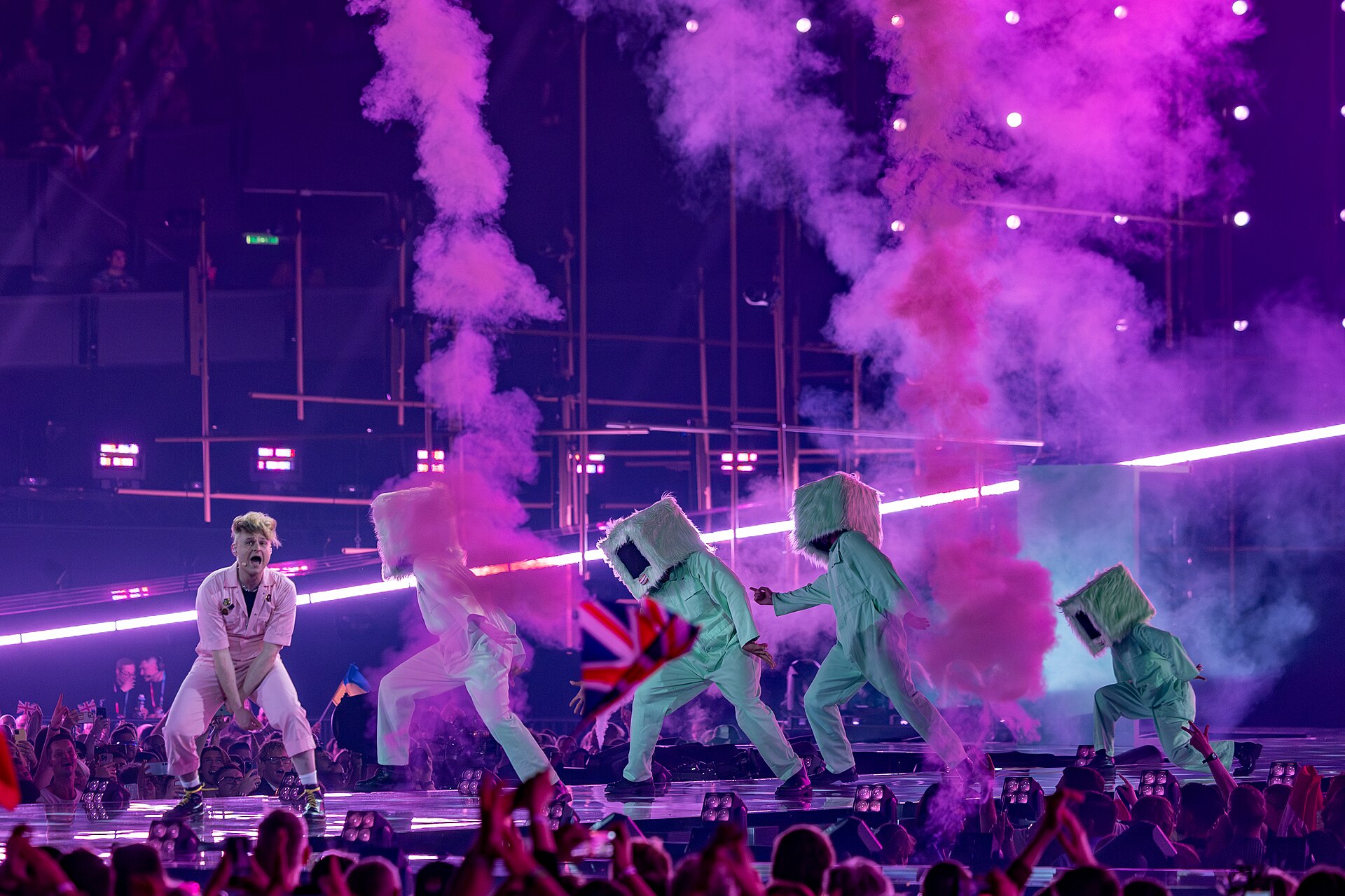 LOOK MUM NO COMPUTER (Sam Bartle) performing  Eins, Zwei, Drei, representing United Kingdom in the 2nd Semi Final of the 2026 Eurovision Song Contest in Vienna