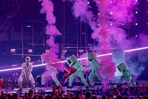 LOOK MUM NO COMPUTER (Sam Bartle) performing  Eins, Zwei, Drei, representing United Kingdom in the 2nd Semi Final of the 2026 Eurovision Song Contest in Vienna