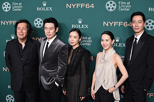Lee Chang-dong, Sul Kyung-gu, Jeon Do-yeon, Cho Yeo-jeong, and Zo In-sung at the 64th New York Film Festival in Alice Tully Hall