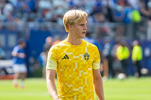 Lucas Bergvall during France v Sweden at the 2026 FIFA World Cup
