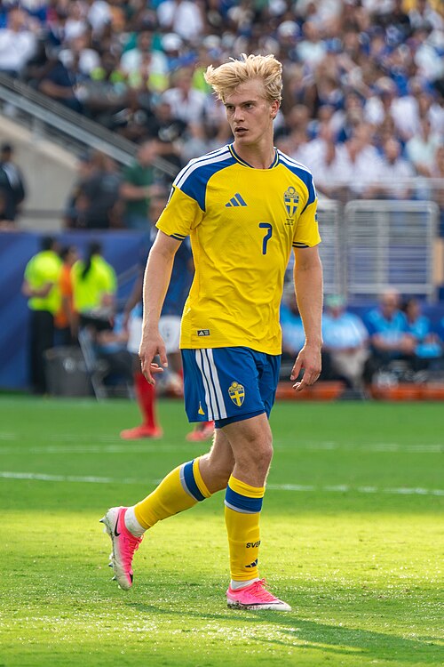 Lucas Bergvall during France v Sweden at the 2026 FIFA World Cup