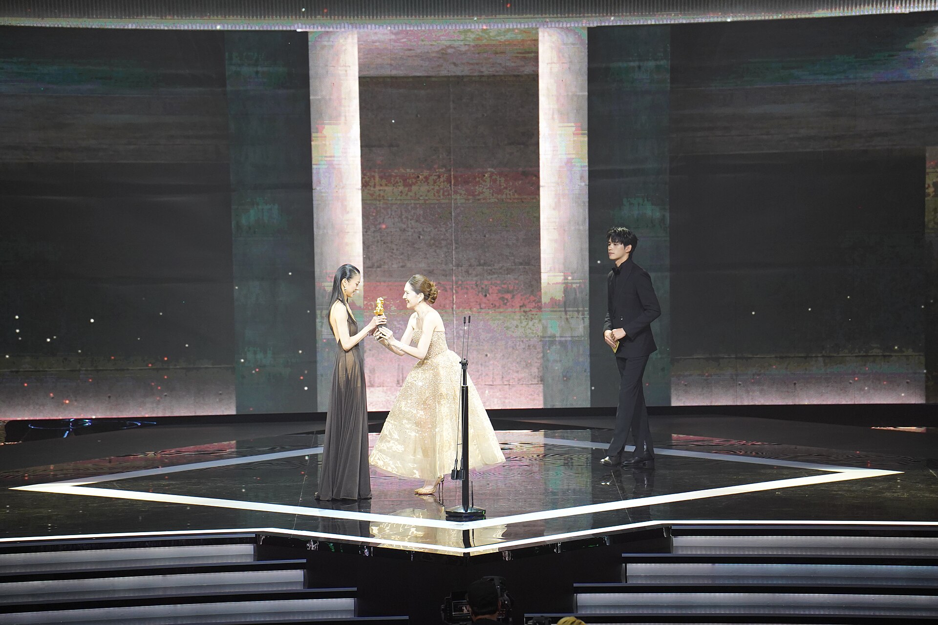 Ma Shih-Yuan, actress, accepting her award at the 2025 Golden Horse Awards Ceremony in Taipei, Taiwan for winner of Best New Performer for the film Left-Handed Girl.