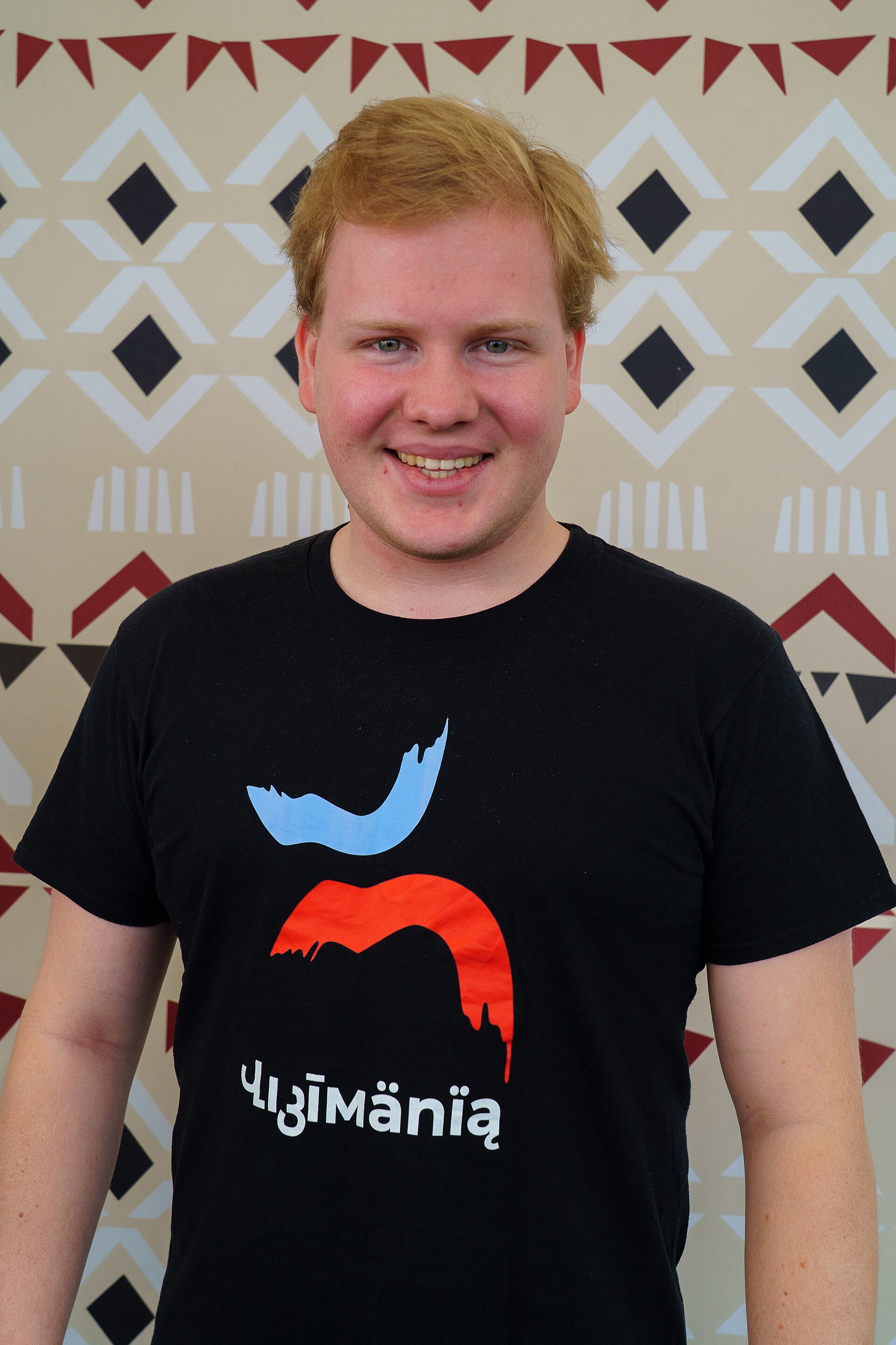 Maciej Nadzikiewicz portrait at Wikimania 2025 WikiPortraits Studio