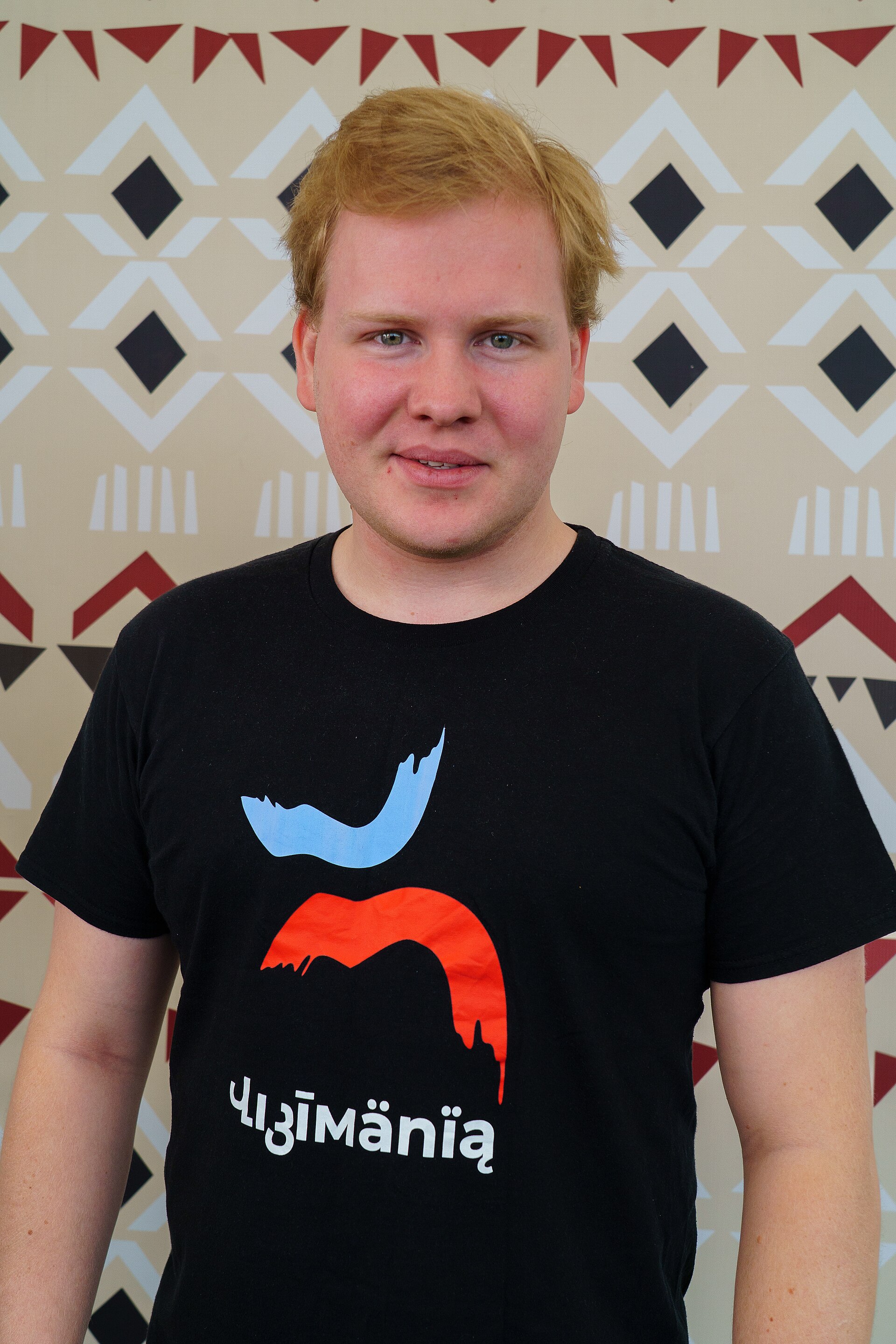 Maciej Nadzikiewicz portrait at Wikimania 2025 WikiPortraits Studio