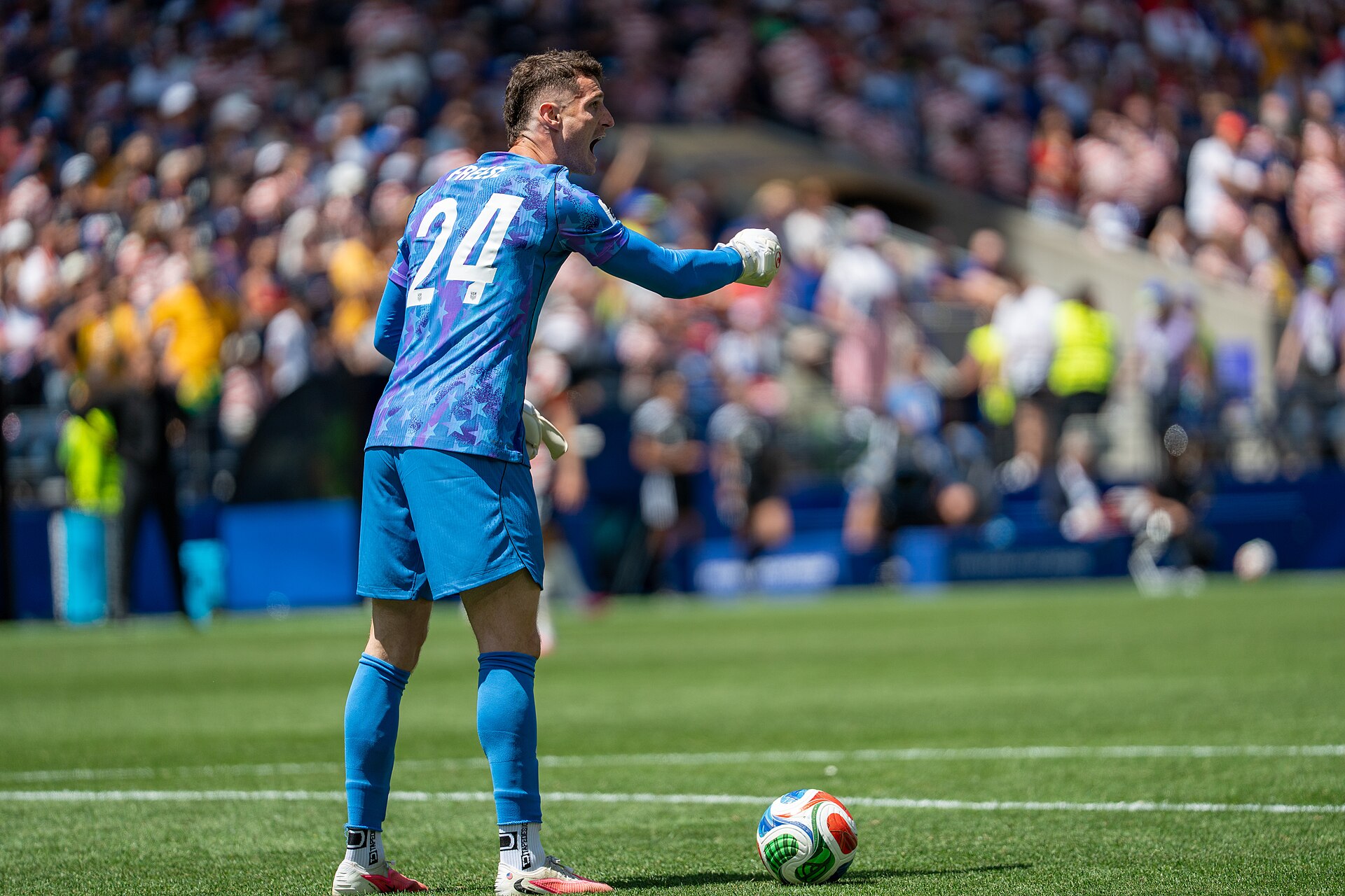 Matt Freese during United States v Australia on 19 June 2026 at the 2026 FIFA World Cup