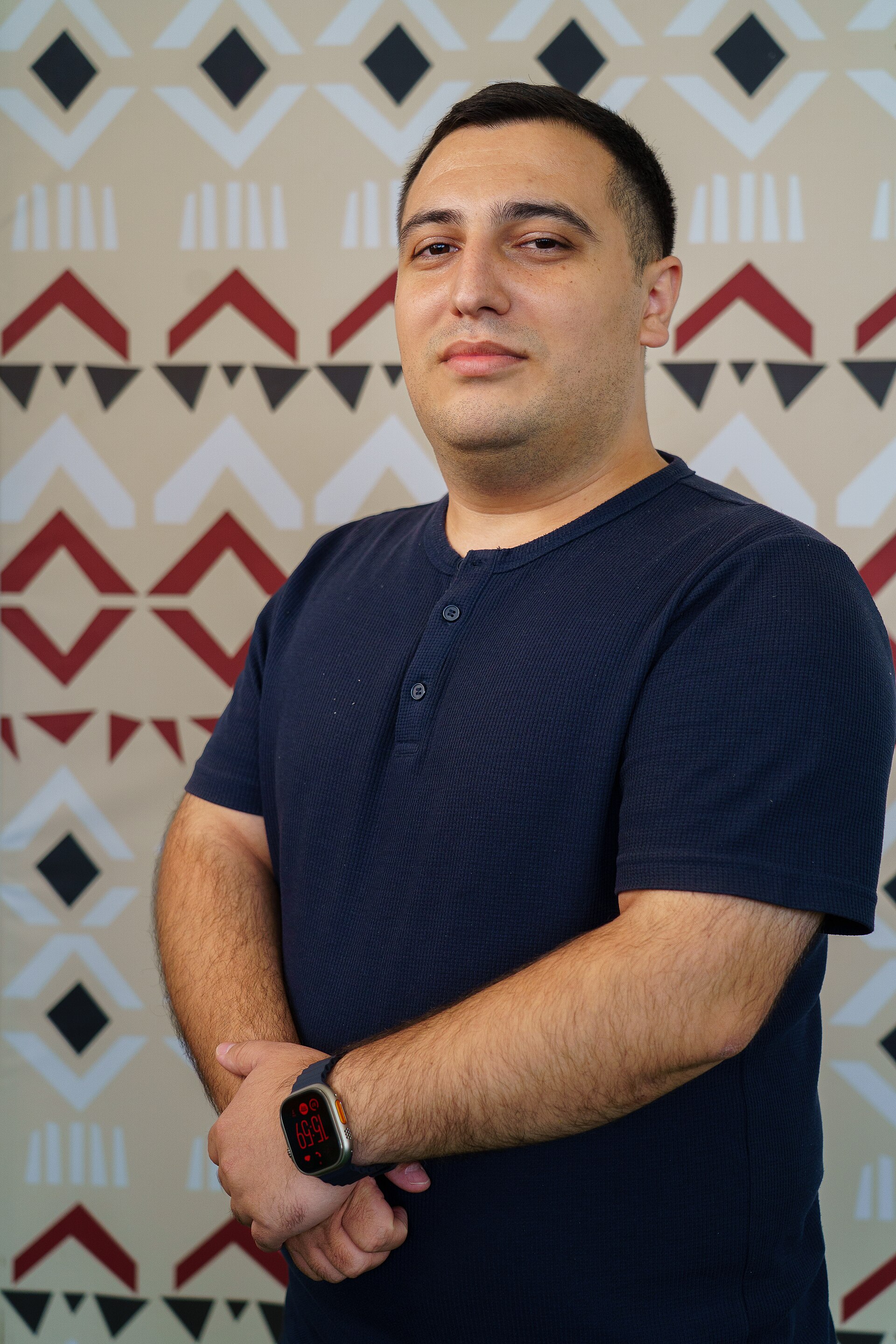 Mehman Ibragimov portrait at Wikimania 2025 WikiPortraits Studio