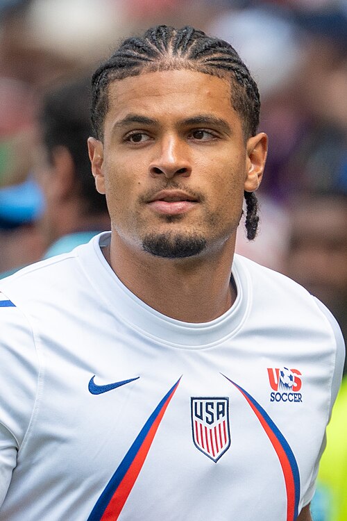 Miles Robinson during United States v Australia on 19 June 2026 at the 2026 FIFA World Cup