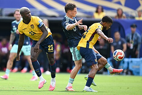 EAST RUTHERFORD, UNITED STATES - June 25: Moises Caicedo #23, Pedro Vite #15 of Ecuador battles for possession with Florian Wirtz #17 (C) of Germany during the FIFA World Cup 2026 Group E match between Ecuador  and  Germany on June 25, 2026 MetLife Stadium, East Rutherford, New Jersey