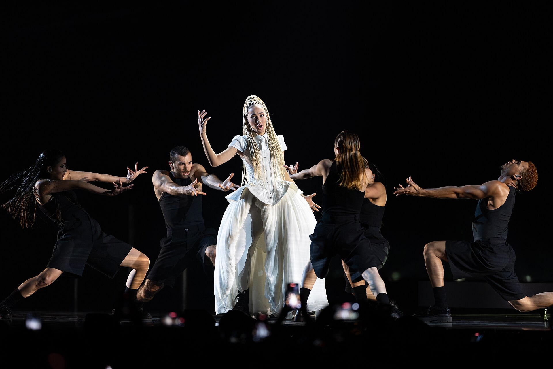 Monroe performing Regarde !, representing France in the 2nd Semi Final of the 2026 Eurovision Song Contest in Vienna