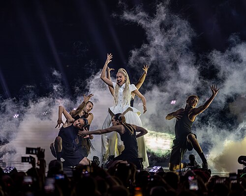 Monroe performing Regarde !, representing France in the 2nd Semi Final of the 2026 Eurovision Song Contest in Vienna
