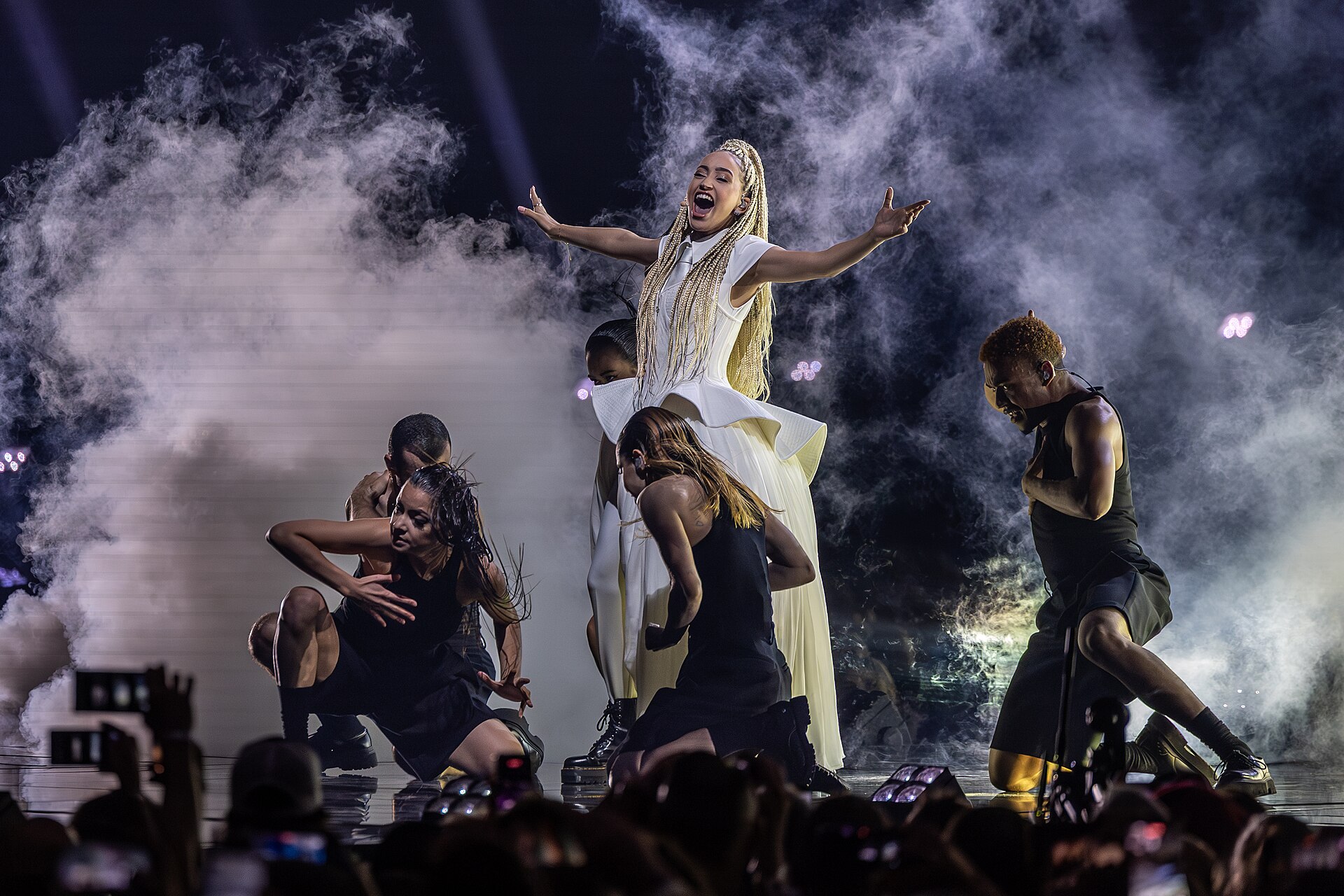 Monroe performing Regarde !, representing France in the 2nd Semi Final of the 2026 Eurovision Song Contest in Vienna