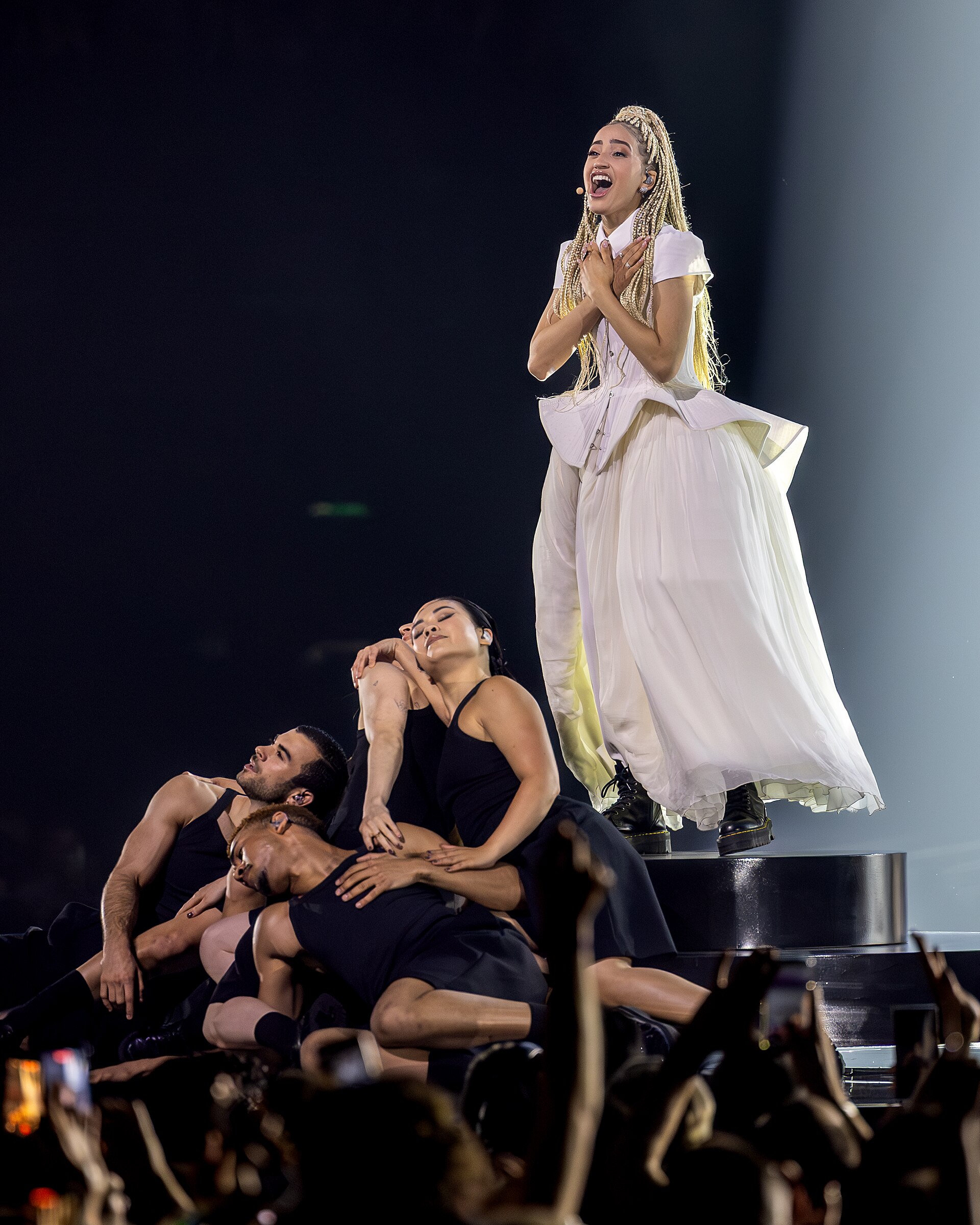 Monroe performing Regarde !, representing France in the 2nd Semi Final of the 2026 Eurovision Song Contest in Vienna