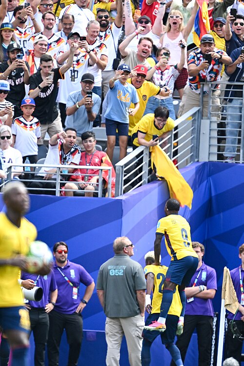 EAST RUTHERFORD, UNITED STATES - June 25: Nilson Angulo #20 of Ecuador and team mates react after scoring during the FIFA World Cup 2026 Group E match between Ecuador  and  Germany on June 25, 2026 MetLife Stadium, East Rutherford, New Jersey
