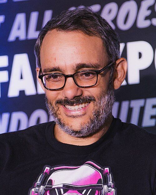 Omid Abtahi at Fan Expo Anaheim