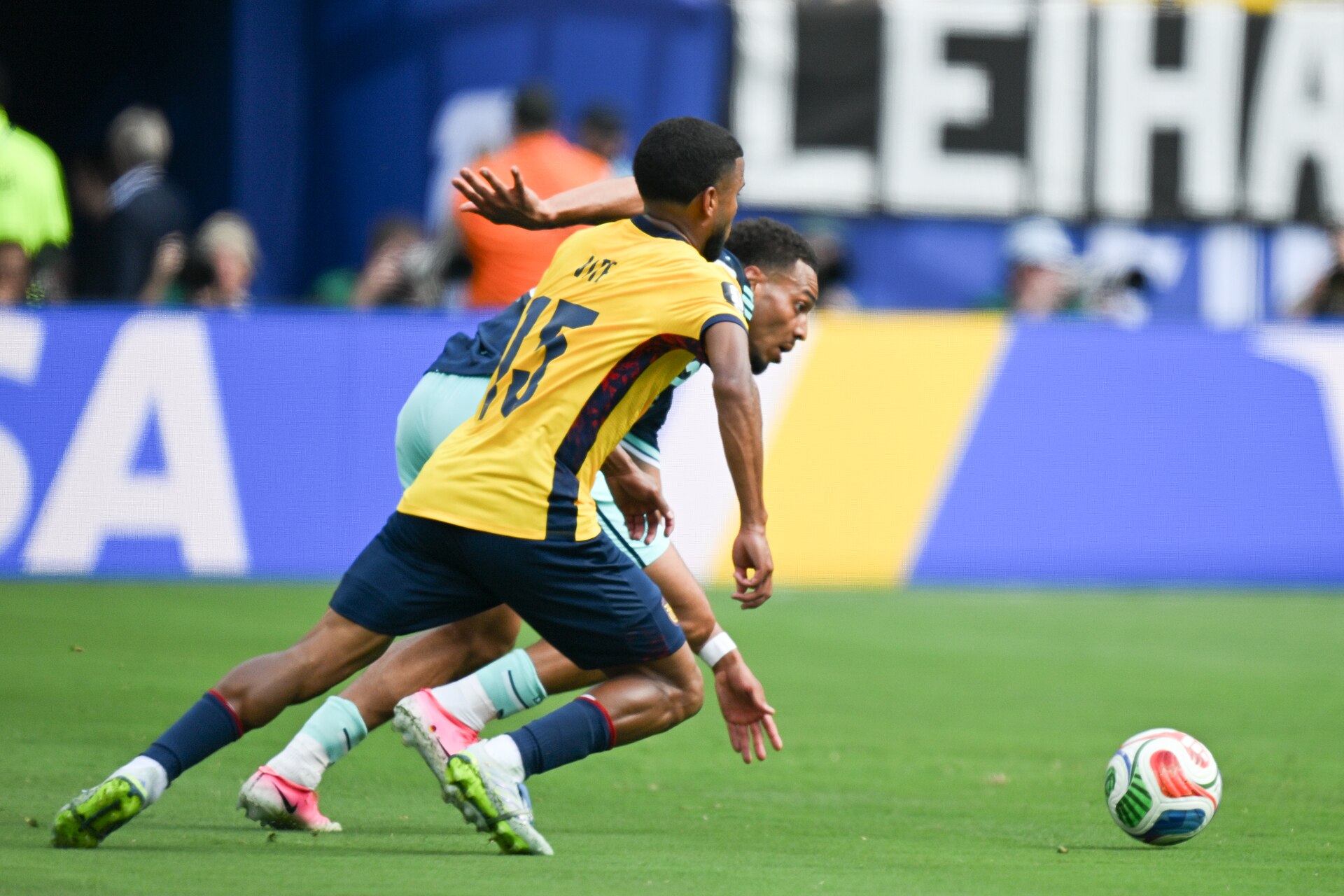 EAST RUTHERFORD, UNITED STATES - June 25: Pedro Vite #15 of Ecuador battles for possession with Felix Nmecha #23 of Germany during the FIFA World Cup 2026 Group E match between Ecuador  and  Germany on June 25, 2026 MetLife Stadium, East Rutherford, New Jersey