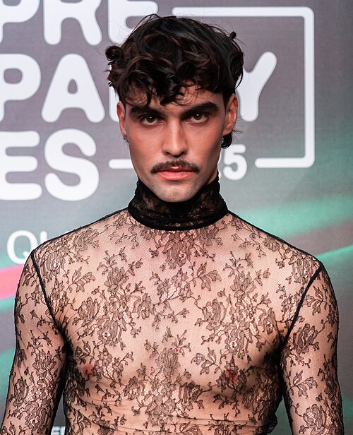 Adonxs at the Photocall of the Preparty 2025 in Madrid