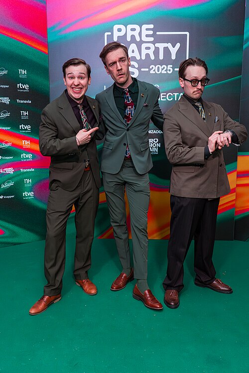 KAJ at the Photocall of the Preparty 2025 in Madrid