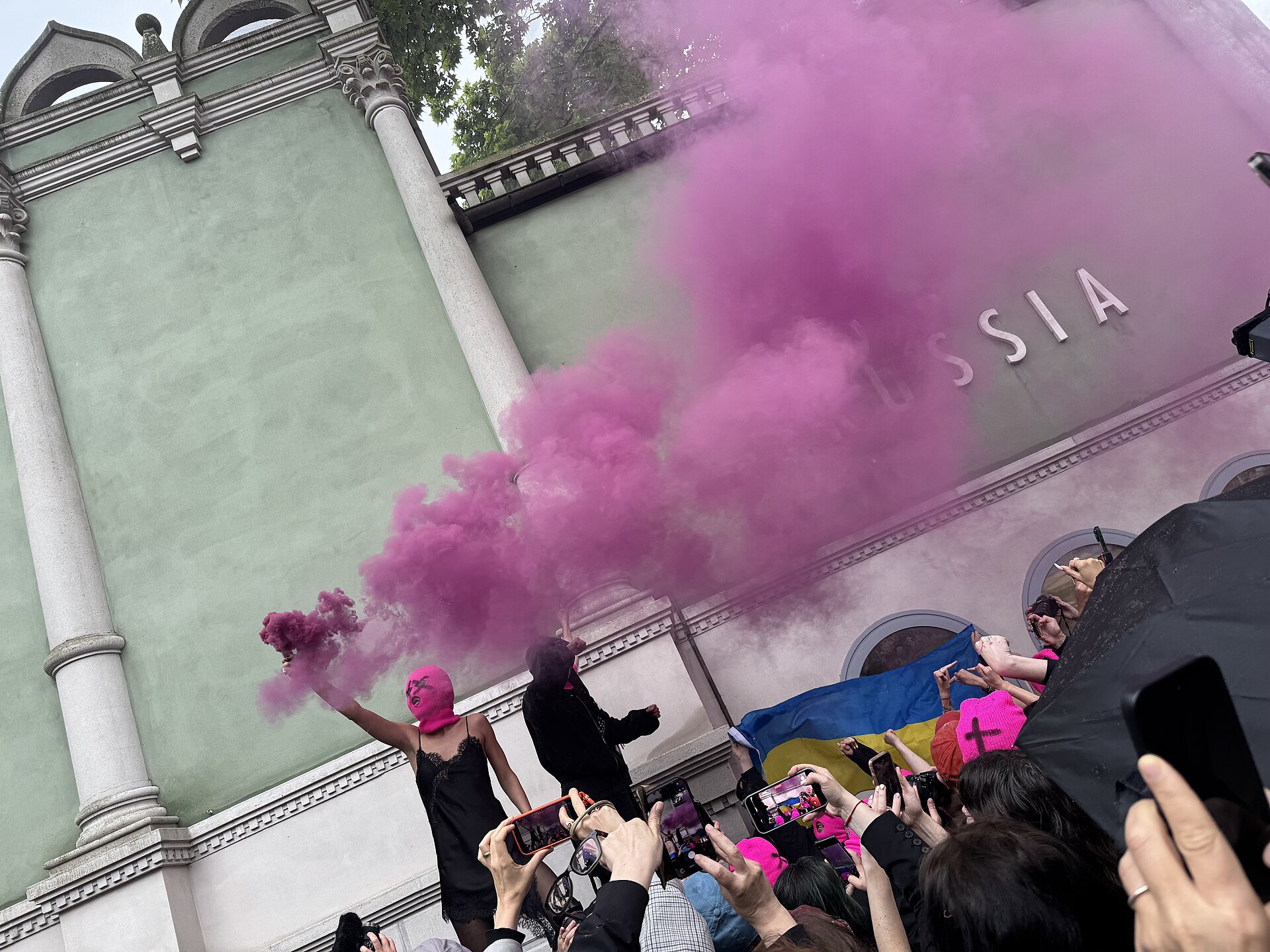 Protestors at the Russian Pavilion during 2026 Venice Biennale opening day, May 6, 2026.